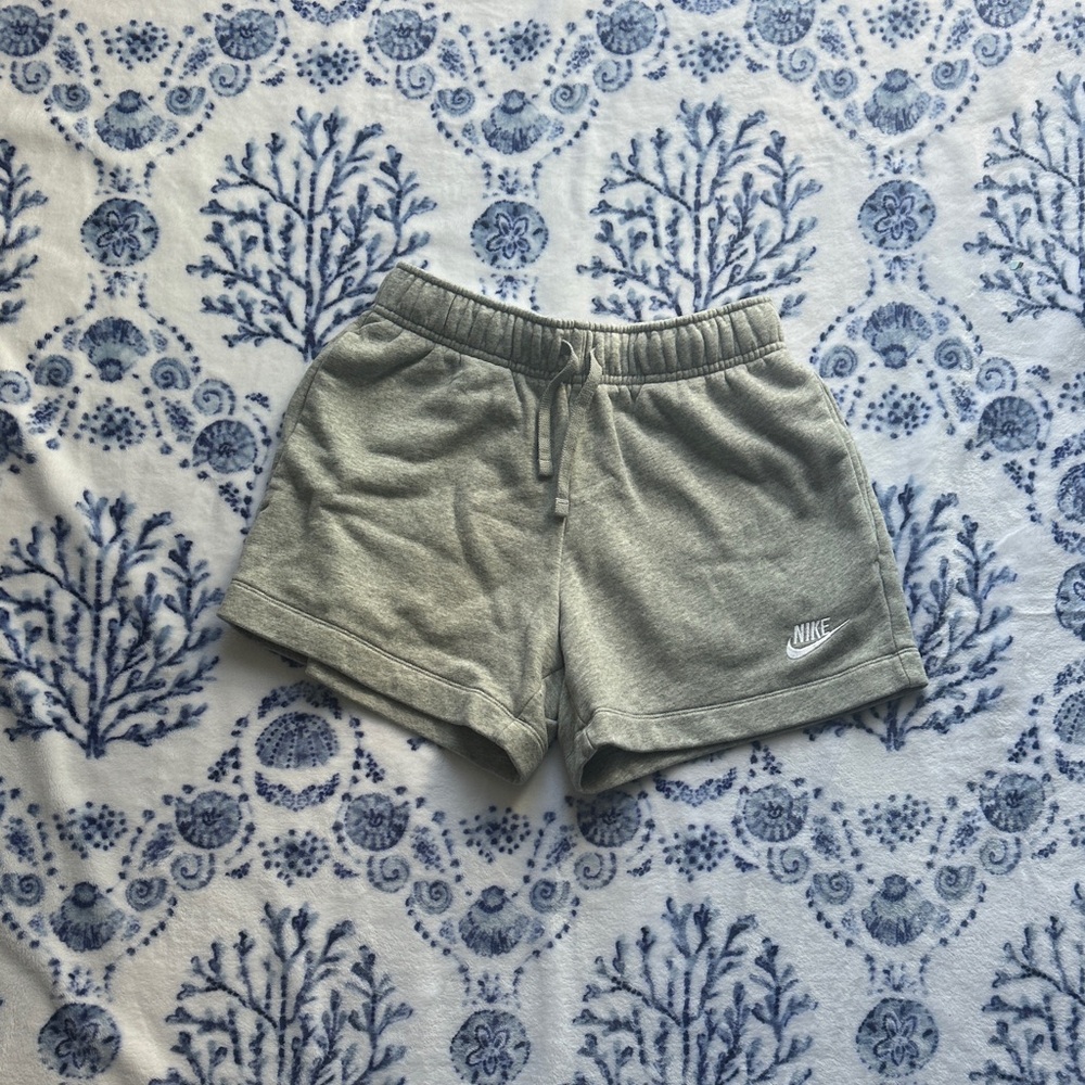 Nike Heather Gray Casual Shorts